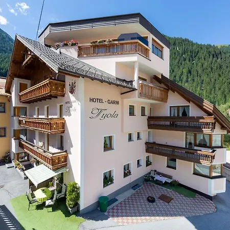 Hotel Garni Tyola-2